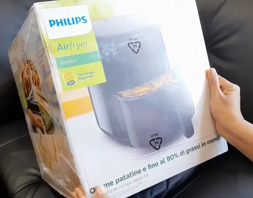 Showing Philips Air Fryer Boxing