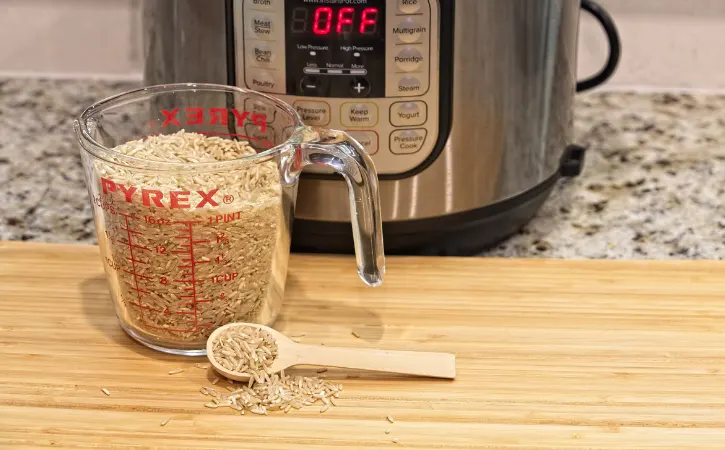 can you use pyrex in an air fryer for cooking or reheating